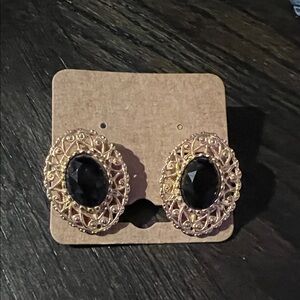 Sarah Coventry Gold and Black Oval Clipon Earrings